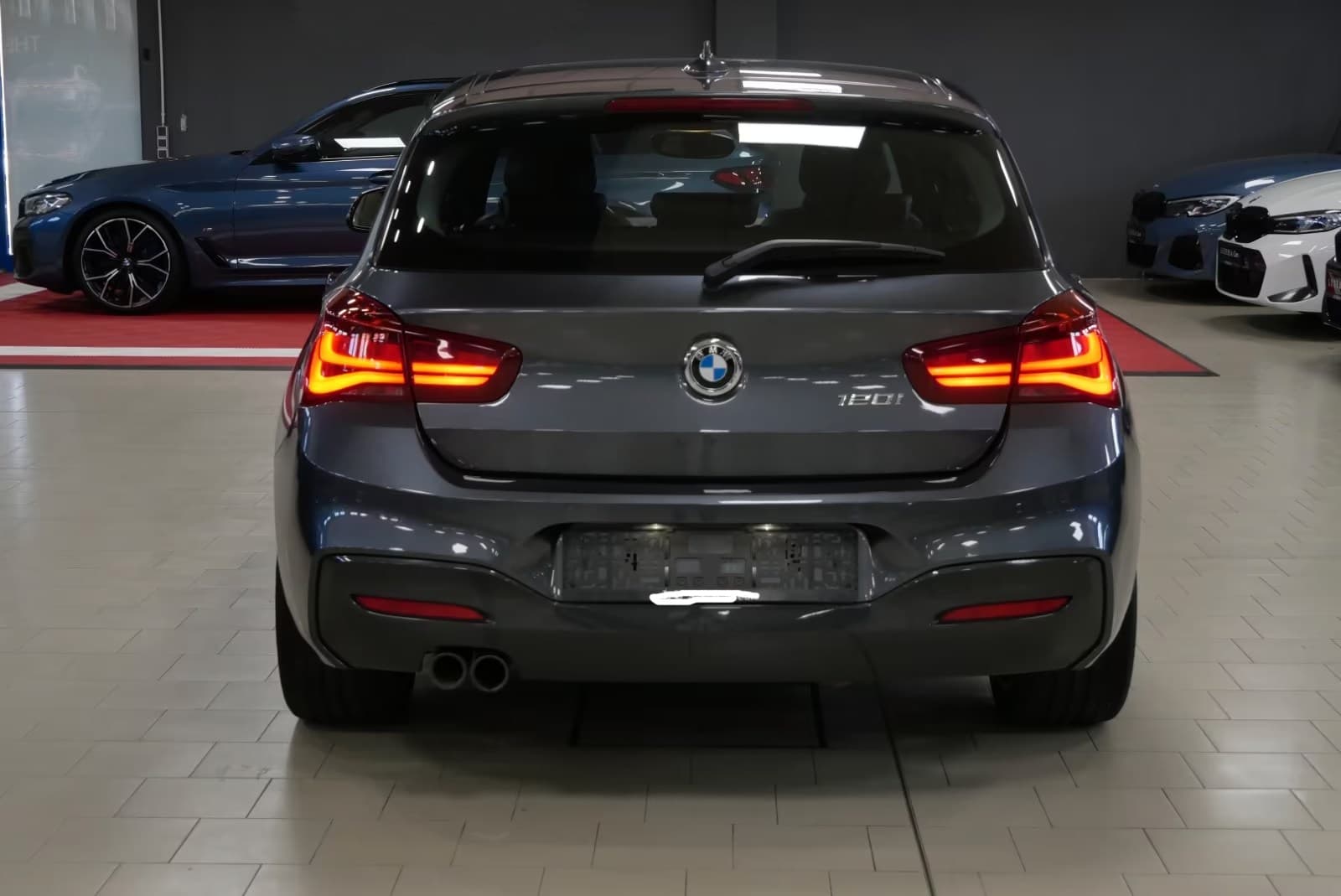 BMW 120i miniature 6