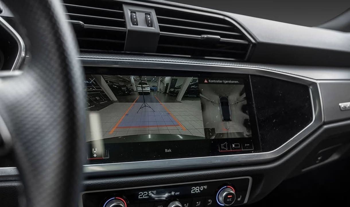 Audi Q3 miniature 10