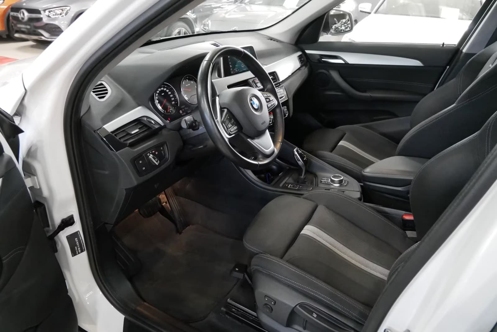 BMW X1 miniature 11