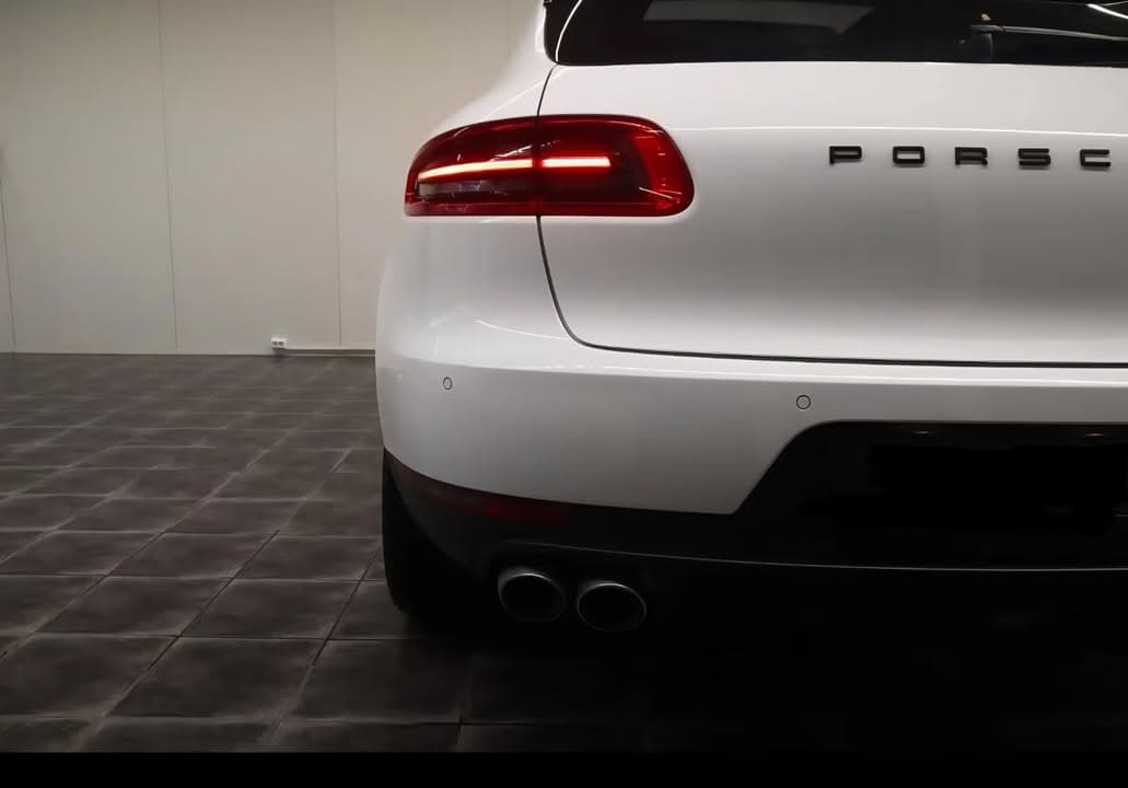 Porsche MACAN miniature 9