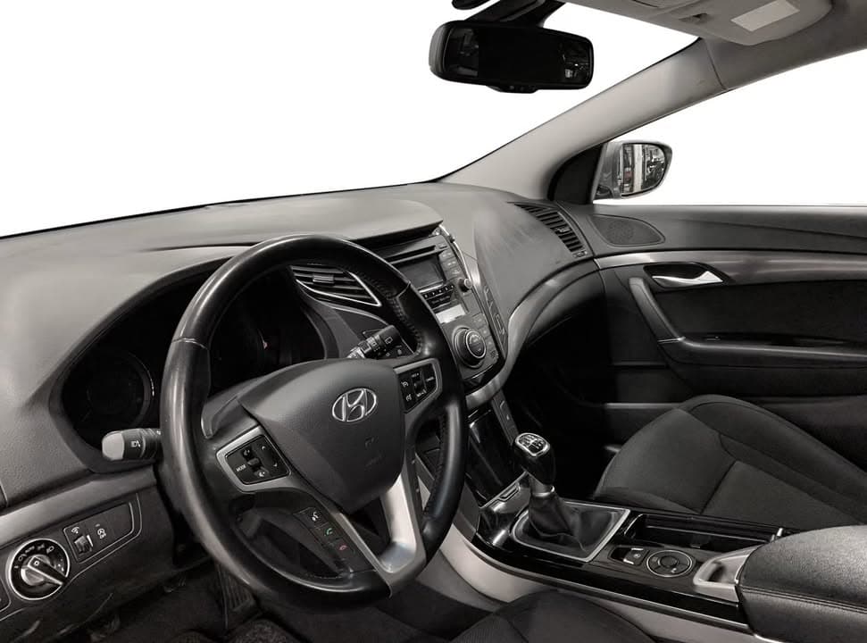 Hyundai i40 miniature 4