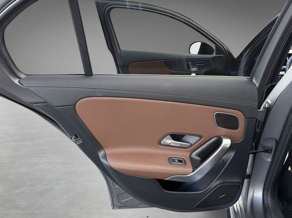 Mercedes-Benz Clase miniature 11