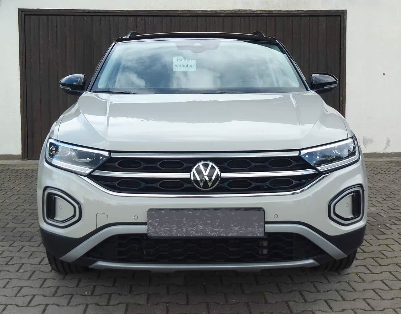 Volkswagen T-Roc miniature 2