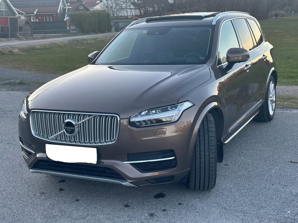 Volvo XC90 miniature 8