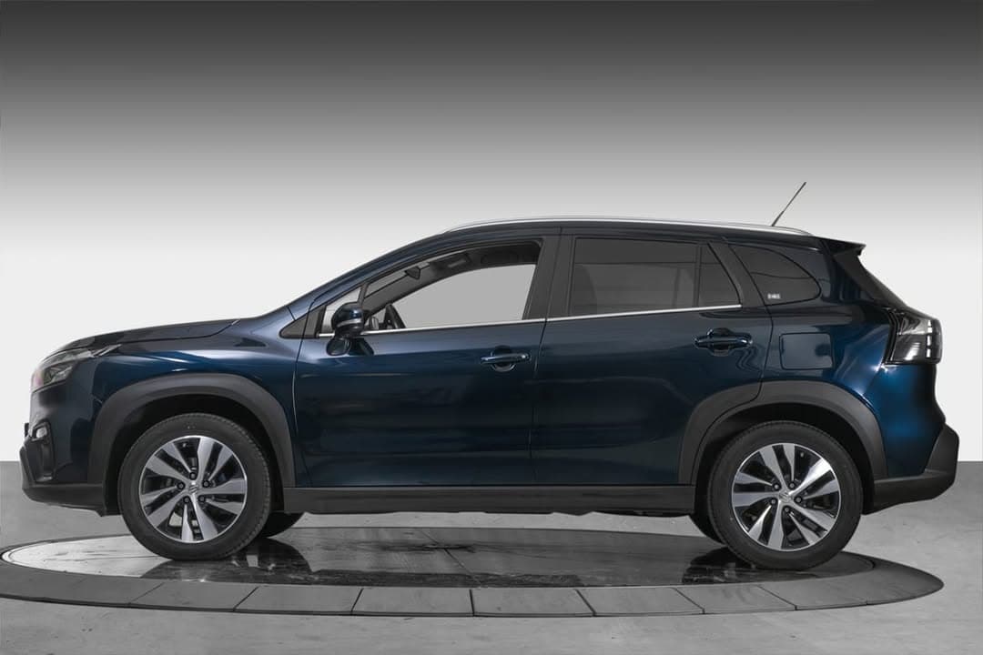 Suzuki SX4 miniature 6