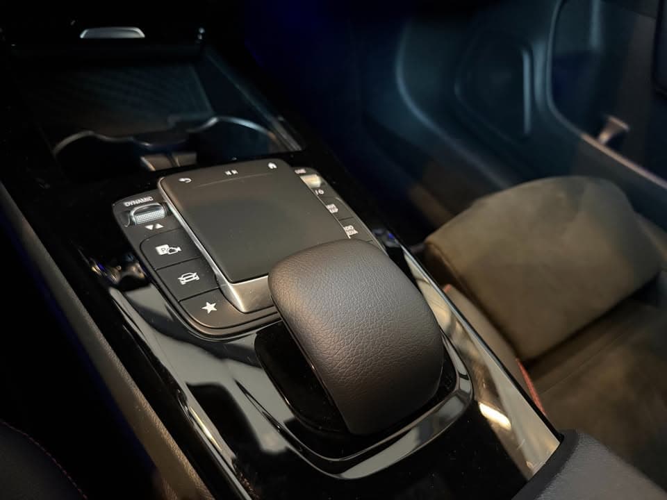 Mercedes-Benz CLA miniature 6