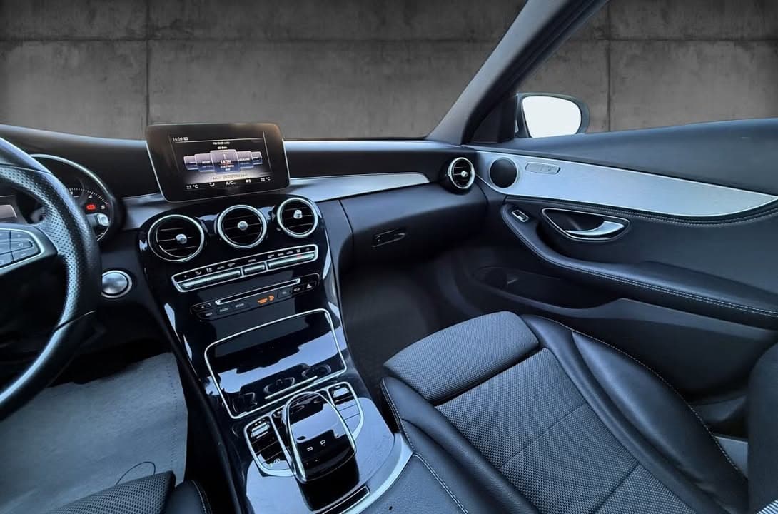 Mercedes-Benz Clase miniature 11
