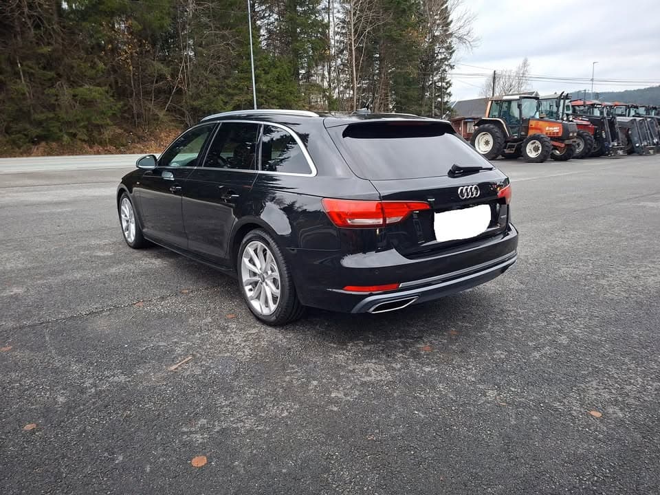 Audi A4 miniature 12