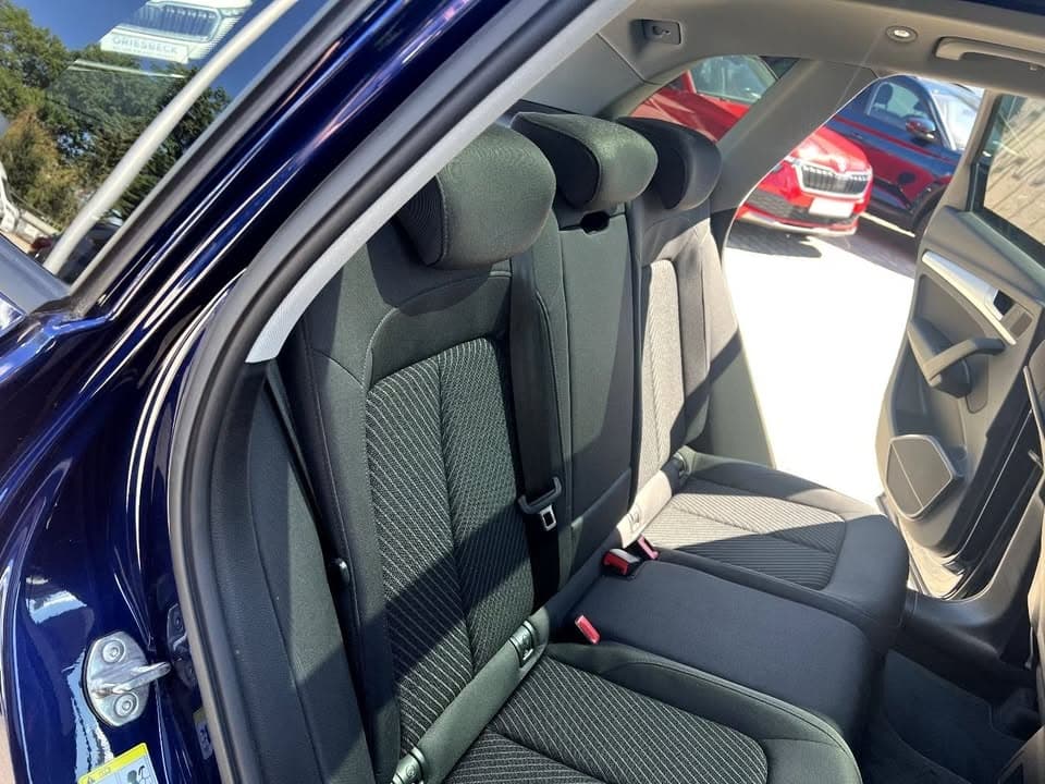 Audi Q5 - photo 12