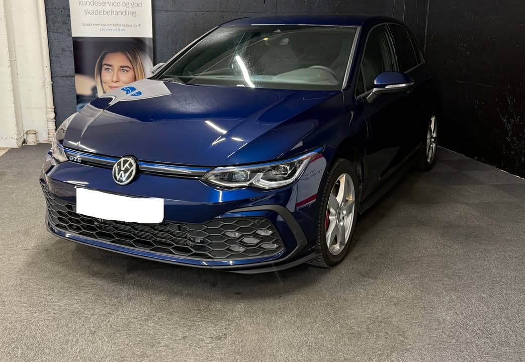 Volkswagen Golf miniature 3