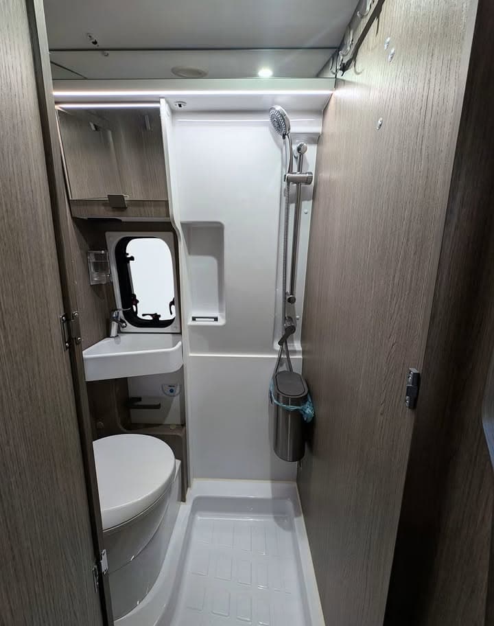 Chausson V594 miniature 11