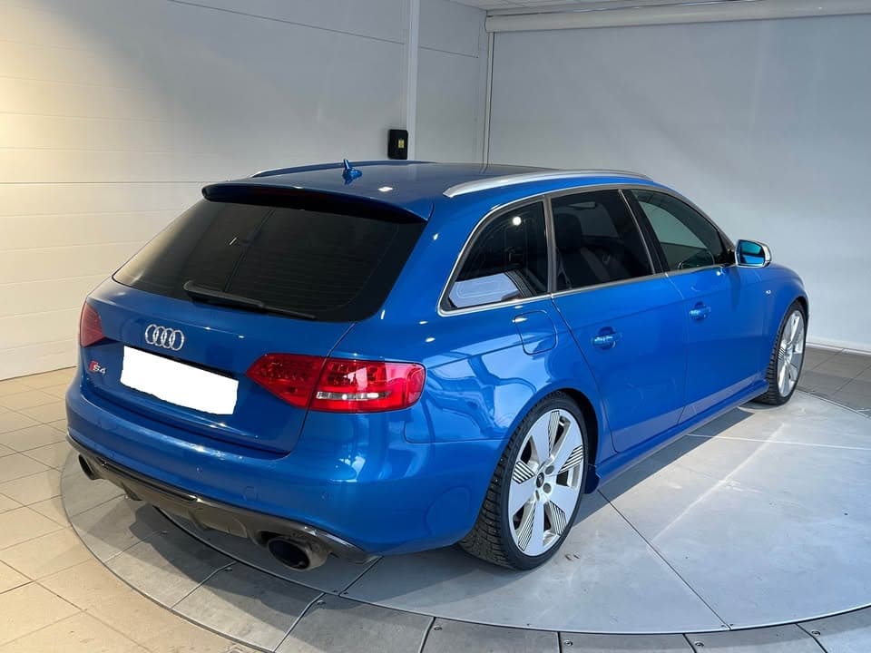 Audi S4 miniature 12