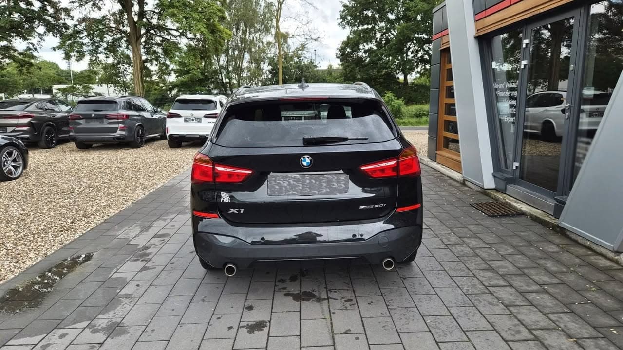 BMW X1 miniature 12