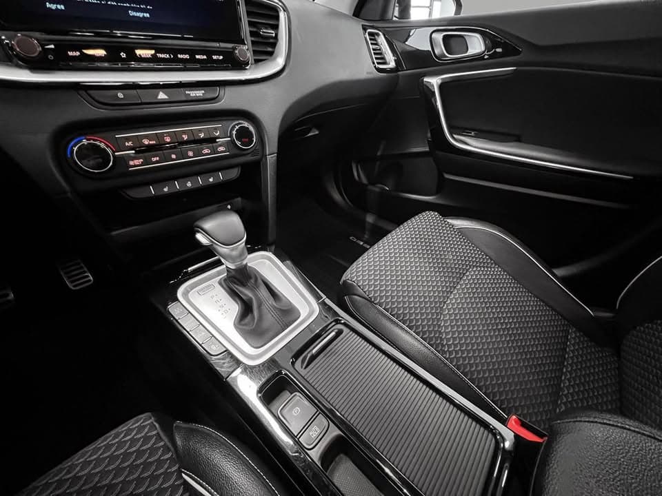 Kia XCeed miniature 10