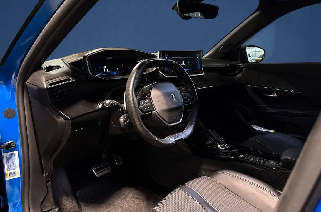 Peugeot 2008 miniature 5