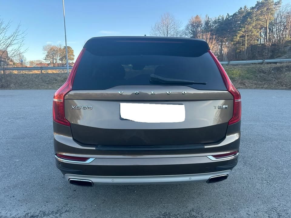 Volvo XC90 miniature 10