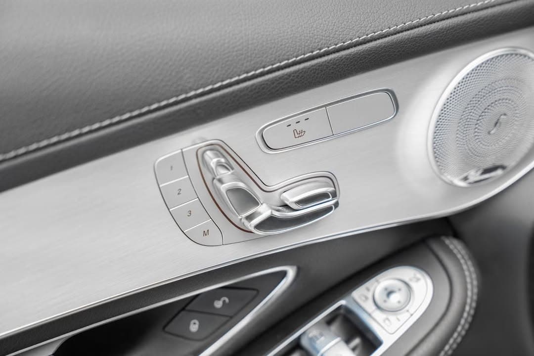 Mercedes-Benz GLC miniature 9