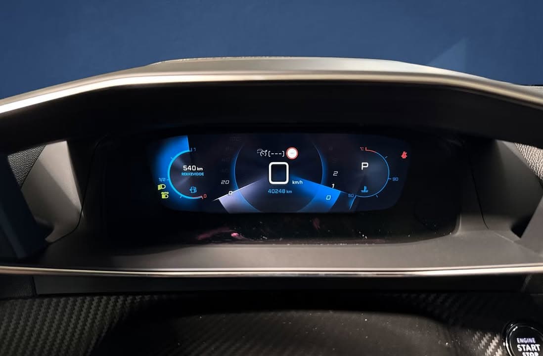 Peugeot 2008 miniature 6