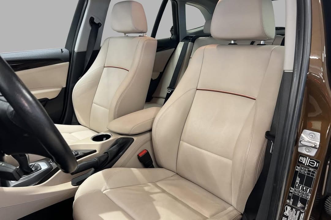 BMW X1 miniature 8