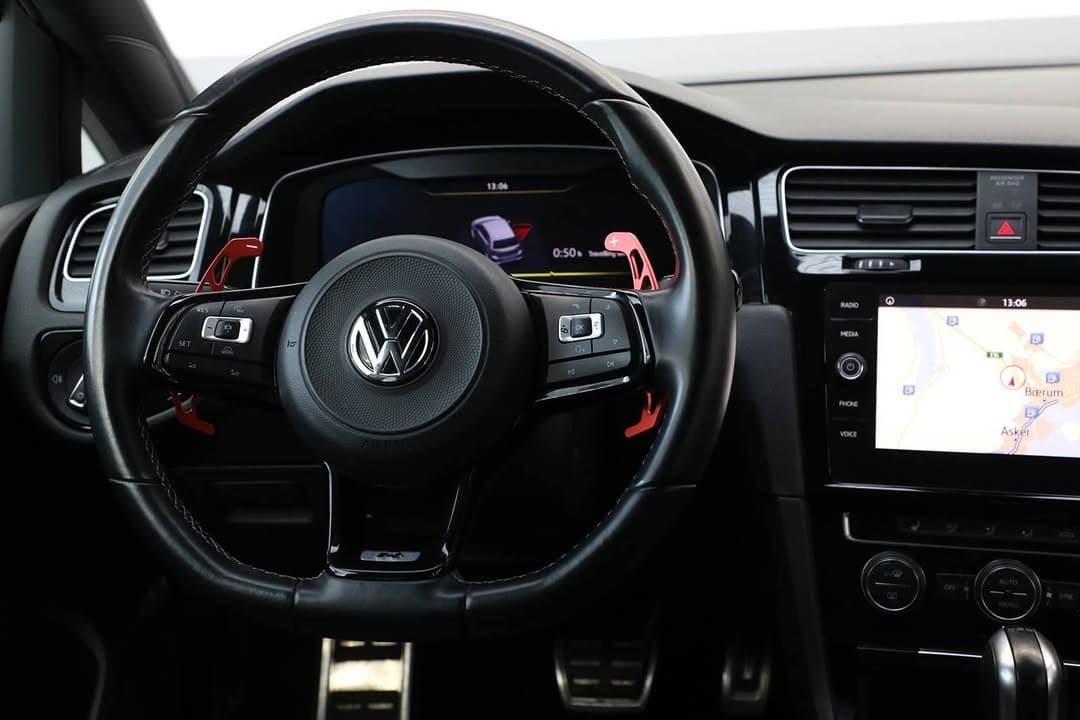 Volkswagen Golf miniature 5