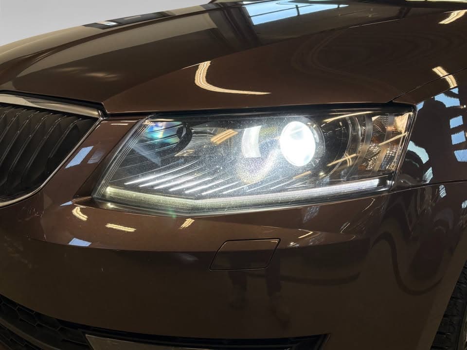 Škoda Octavia miniature 10