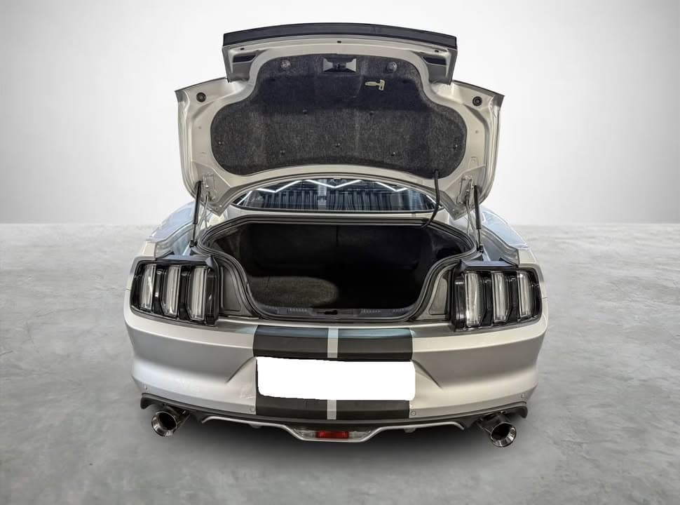 Ford Mustang miniature 8