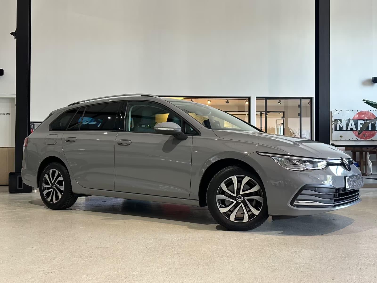 Volkswagen Golf - photo 2