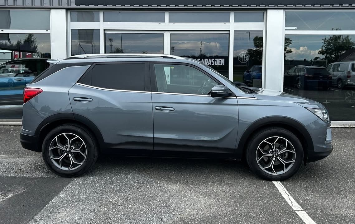 Ssangyong Korando miniature 6