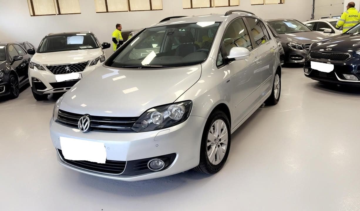 Volkswagen Golf miniature 4