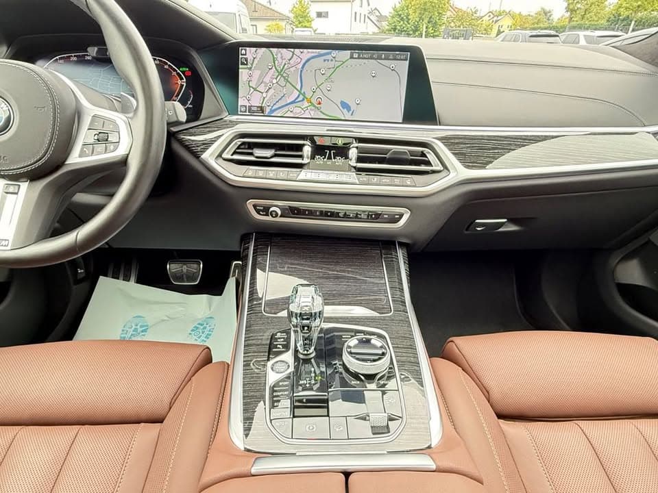 BMW X7 miniature 8