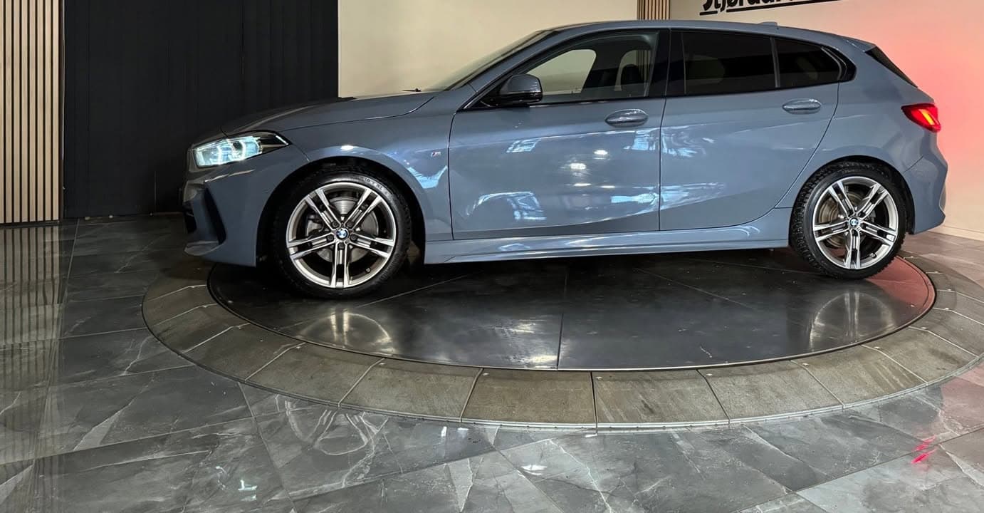 BMW Serie miniature 4