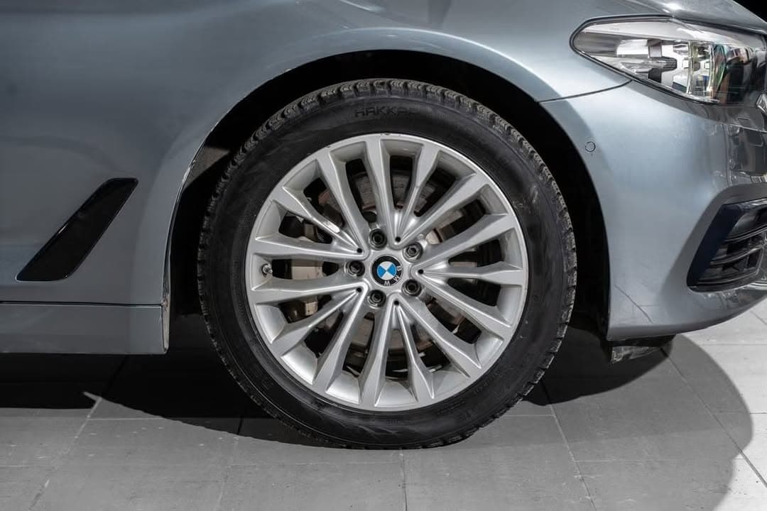 BMW Serie miniature 10