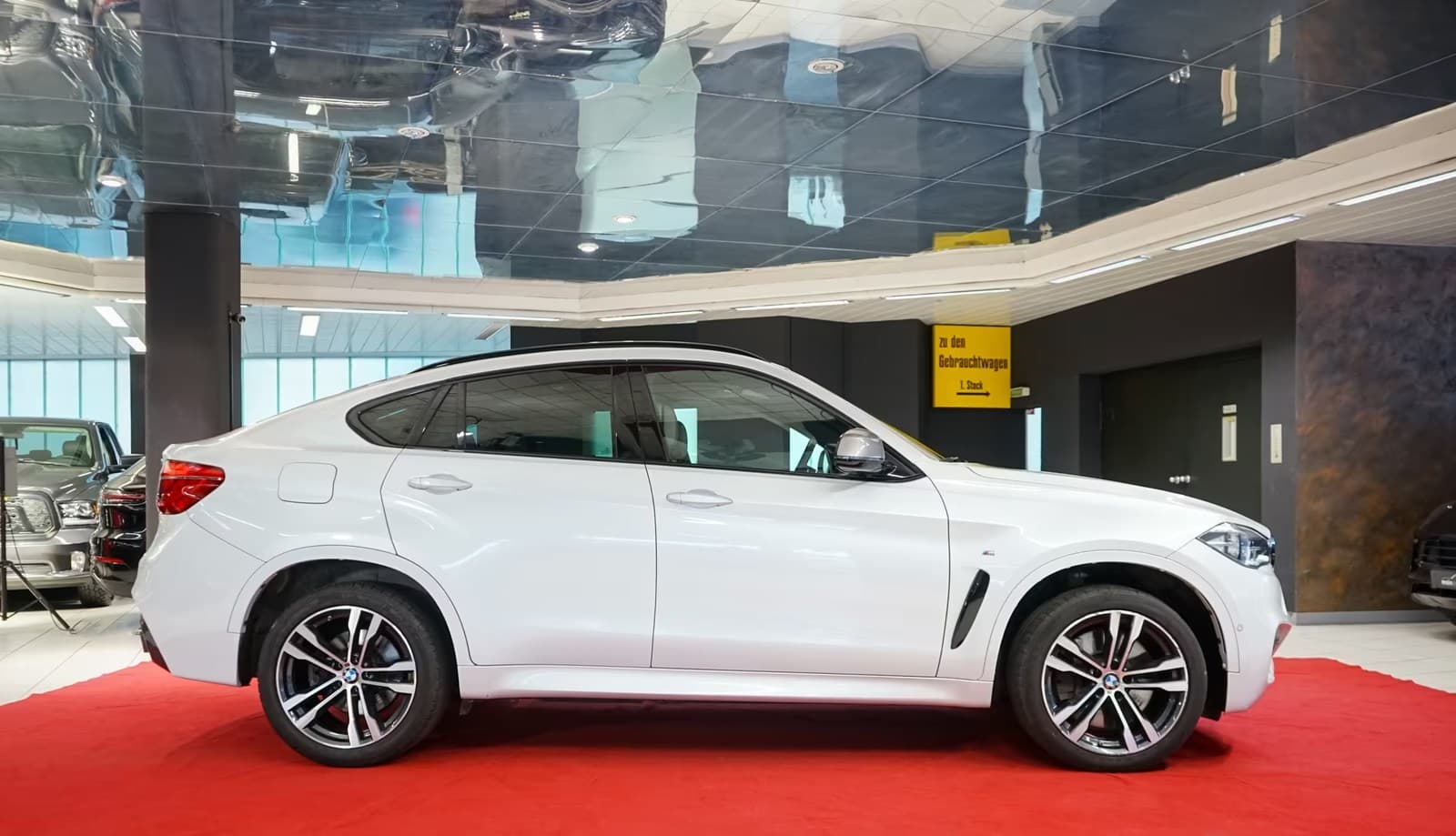 BMW X6 miniature 10