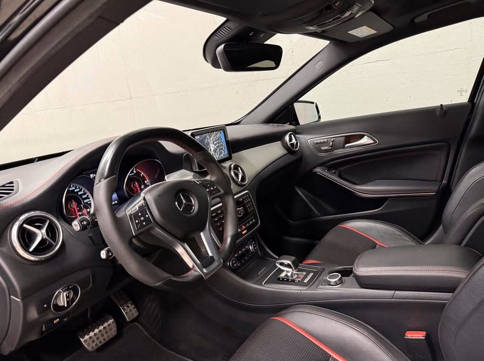 Mercedes-Benz GLA miniature 6