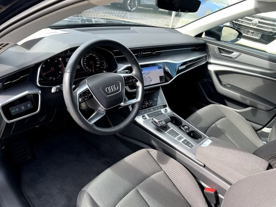 Audi A6 - photo 12