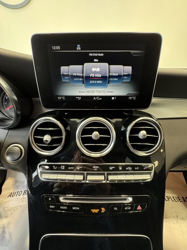 Mercedes-Benz GLC miniature 11