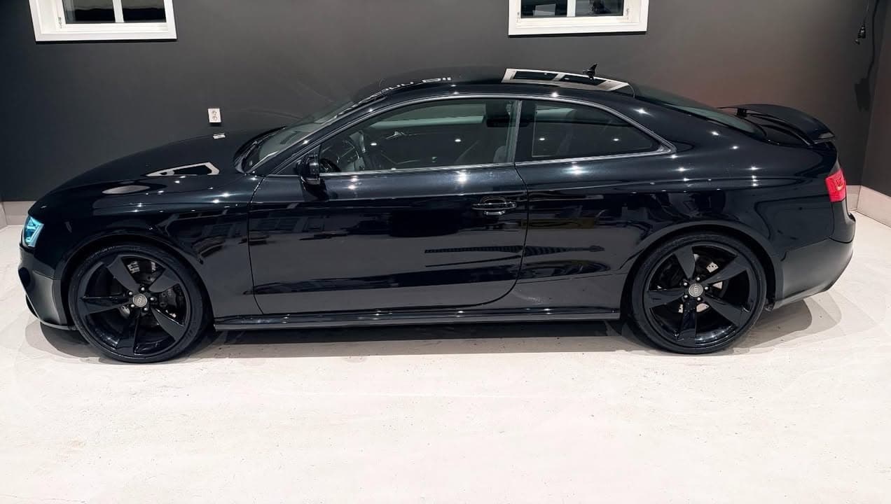 Audi RS5 miniature 3