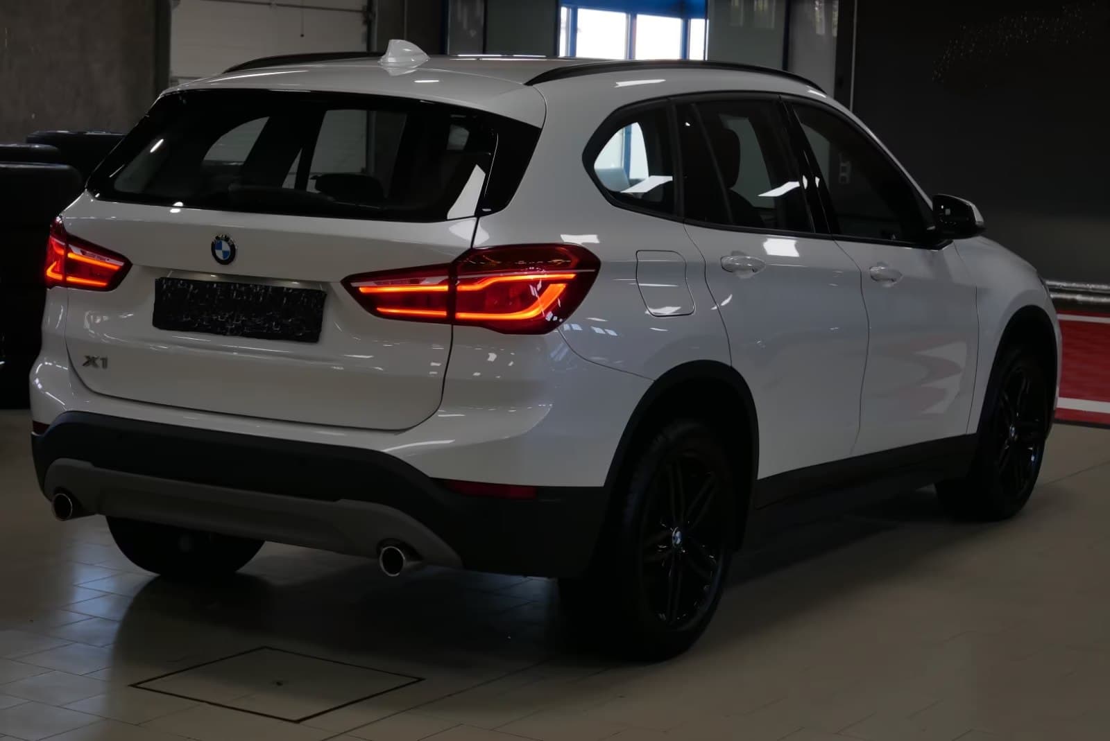 BMW X1 miniature 5