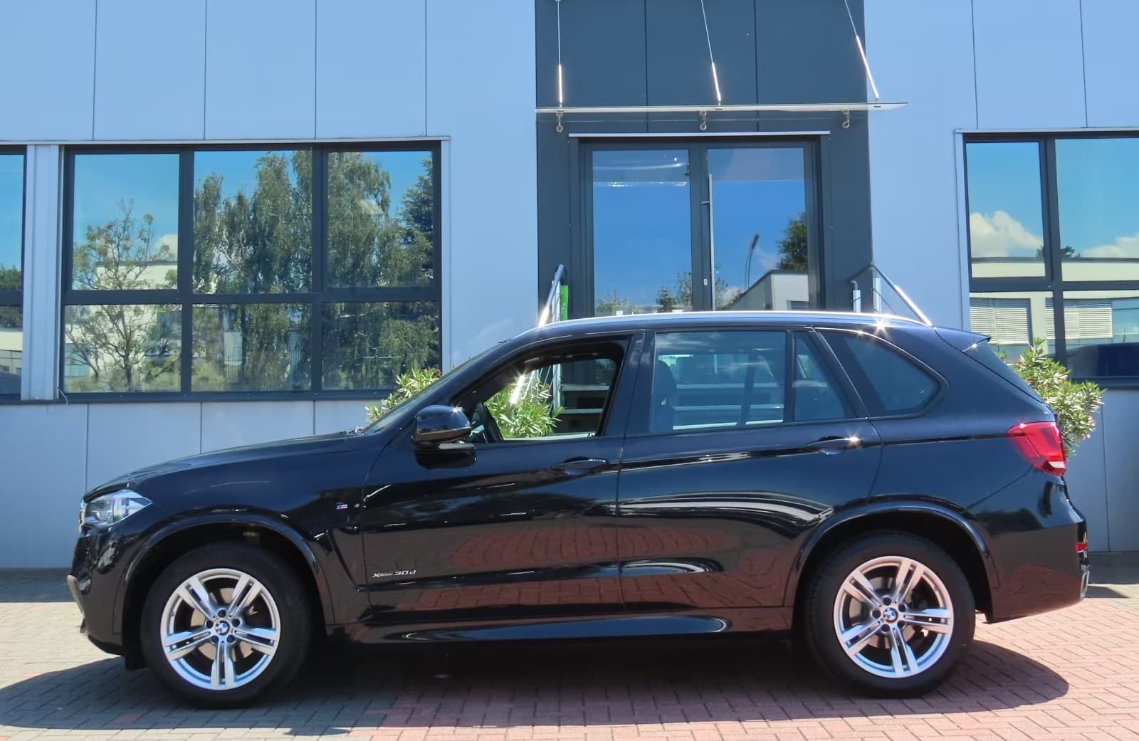 BMW X5 - photo 12