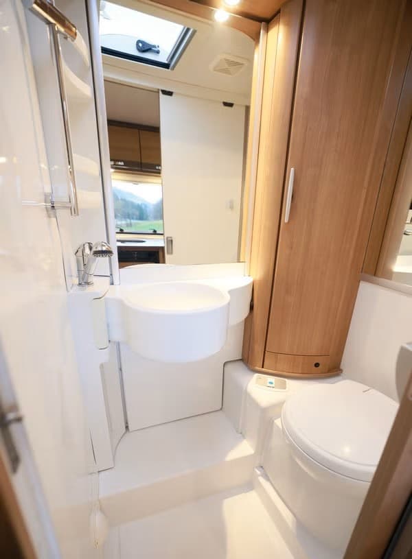 Hymer EX miniature 7