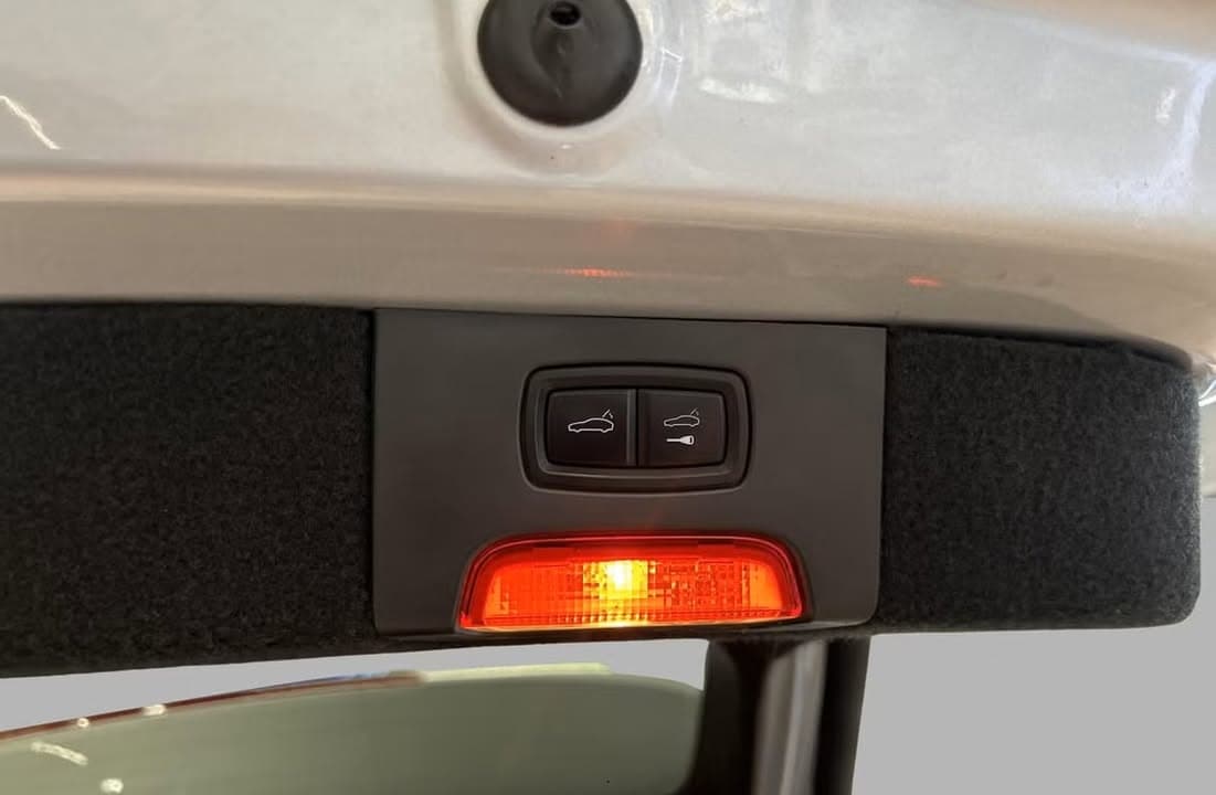 Porsche Cayenne miniature 6