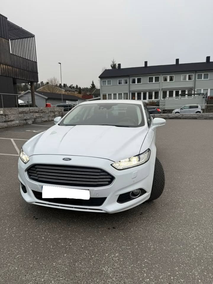 Ford Mondeo miniature 4