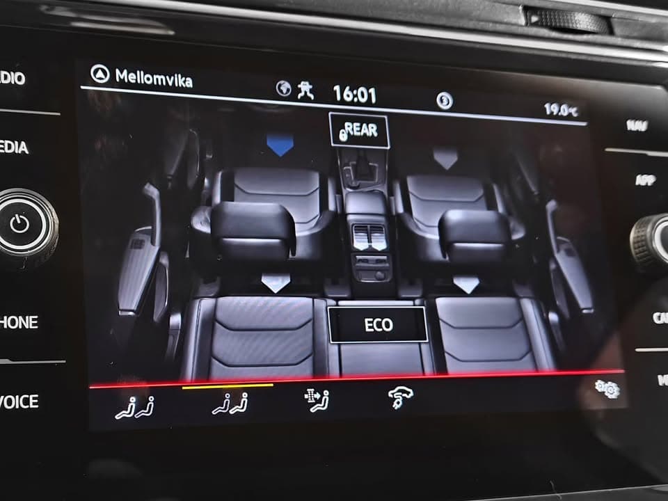 Volkswagen Tiguan miniature 9