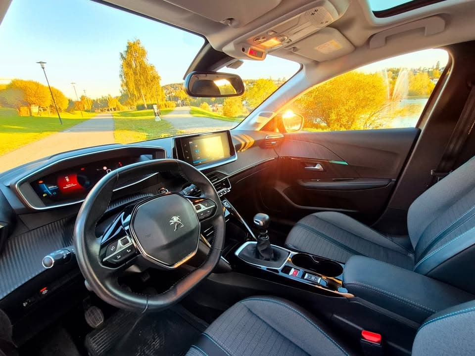 Peugeot 208 miniature 5