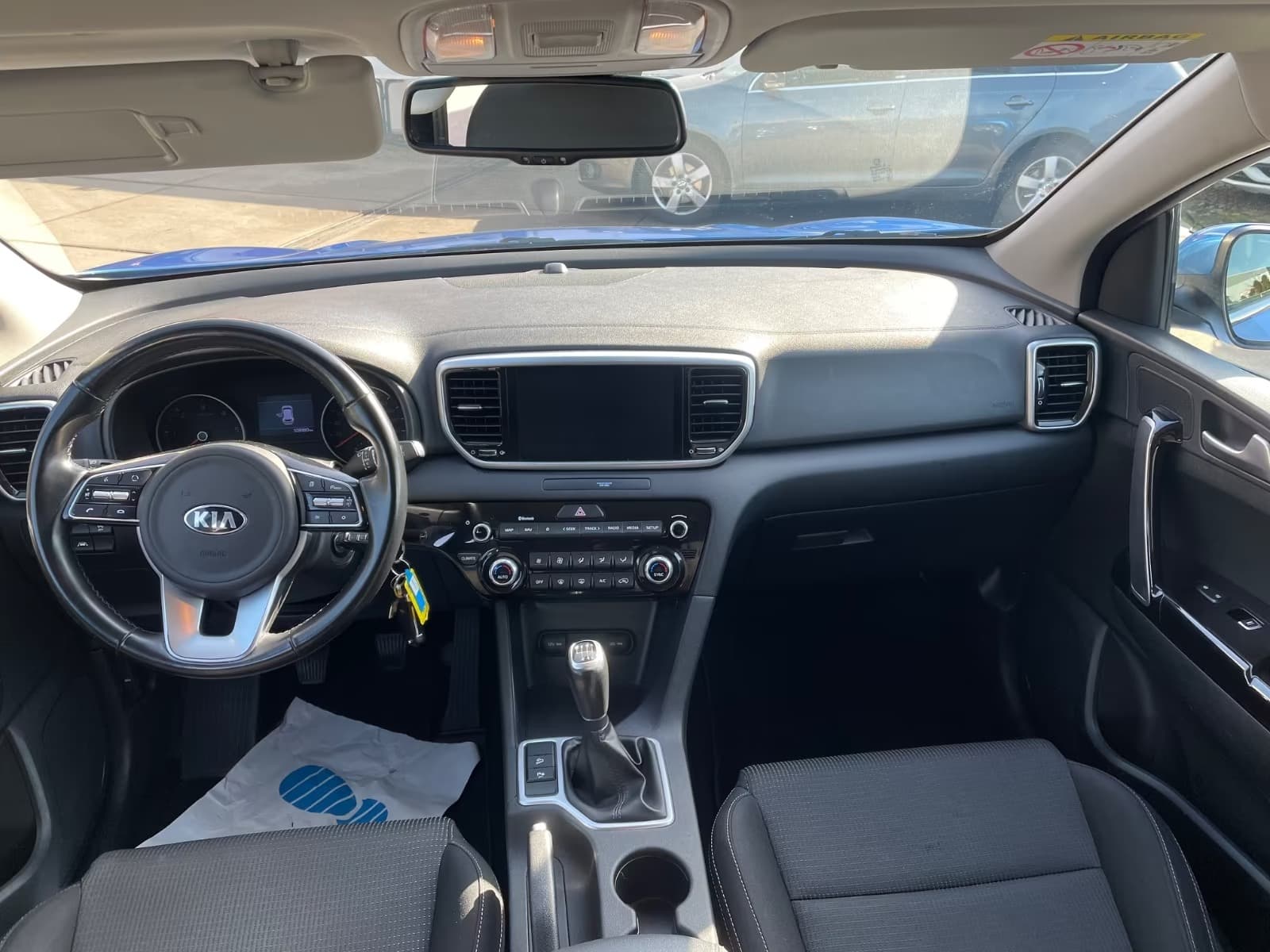 Kia Sportage miniature 9