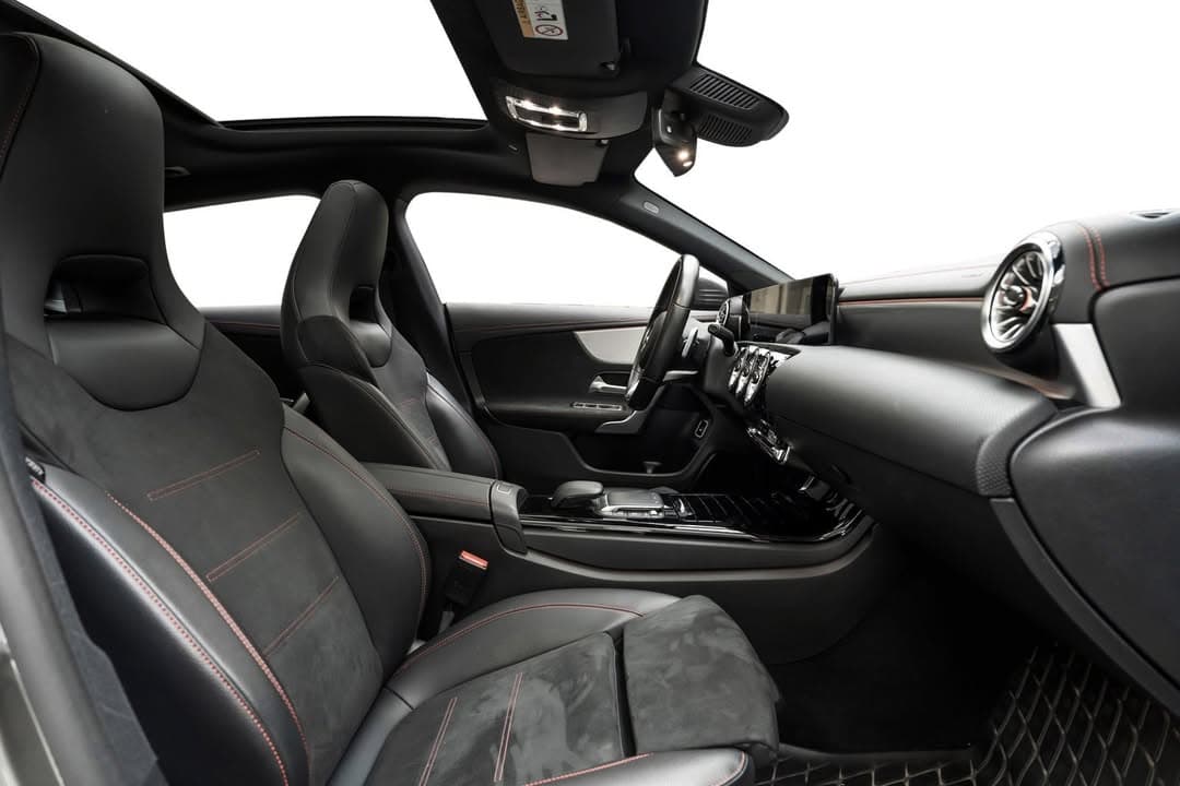 Mercedes-Benz CLA miniature 7