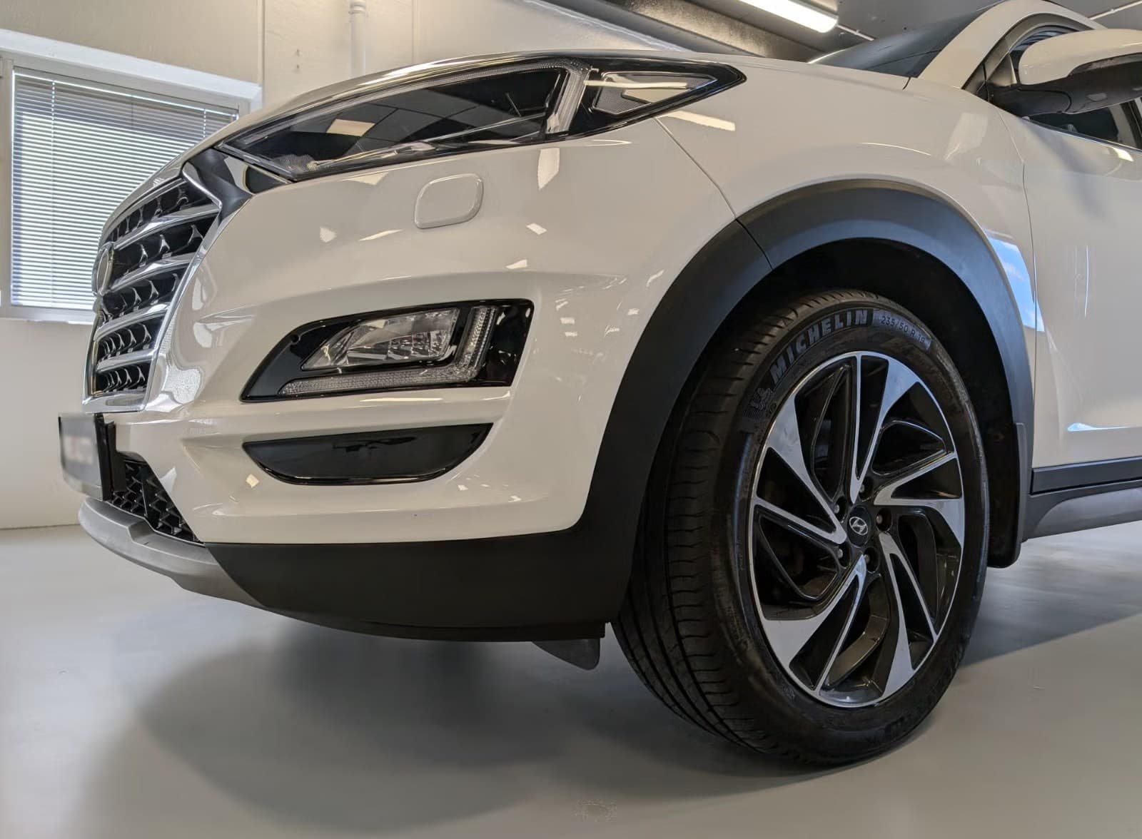 Hyundai TUCSON miniature 3