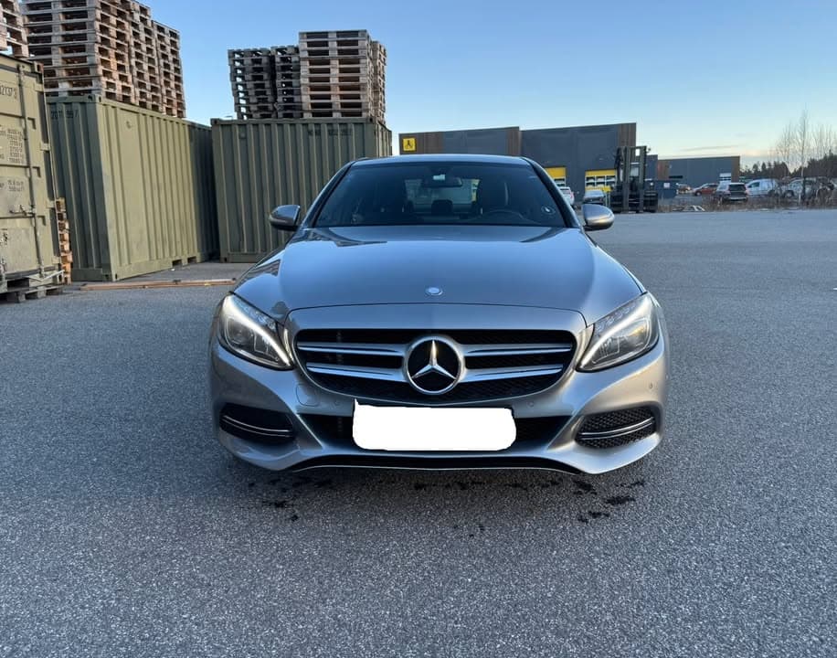 Mercedes-Benz Clase miniature 4