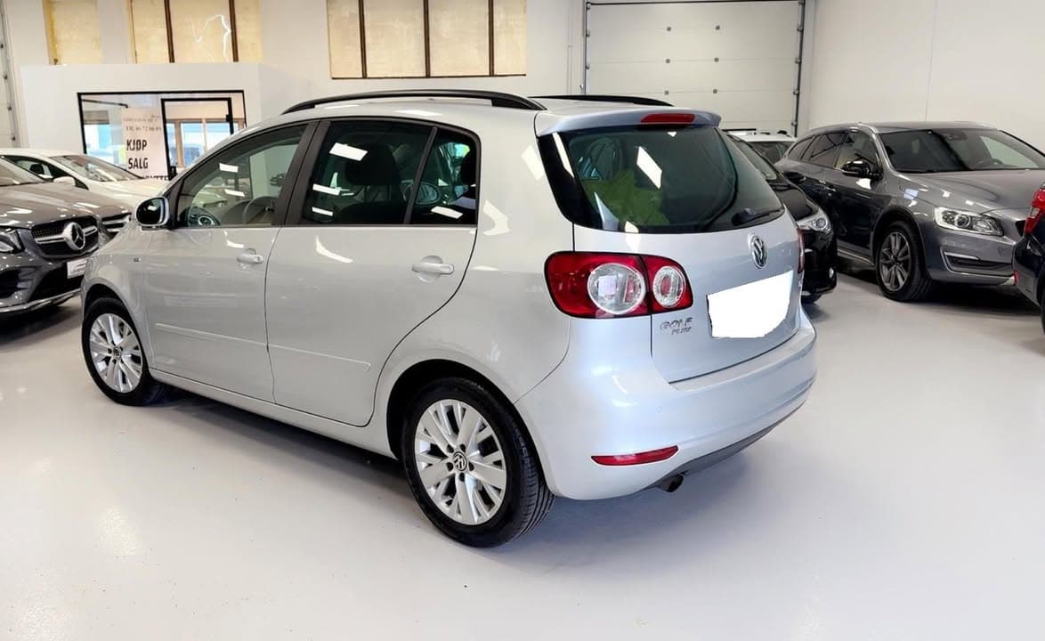 Volkswagen Golf miniature 10