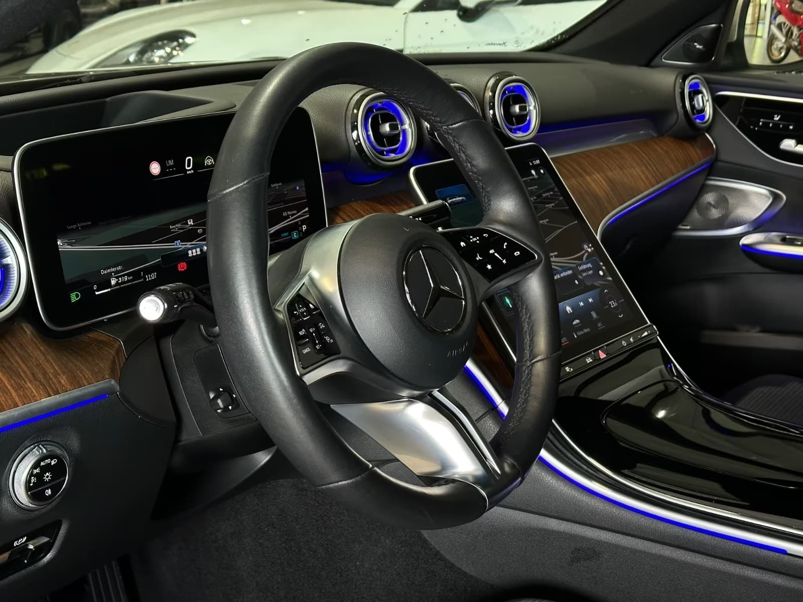 Mercedes-Benz C miniature 11